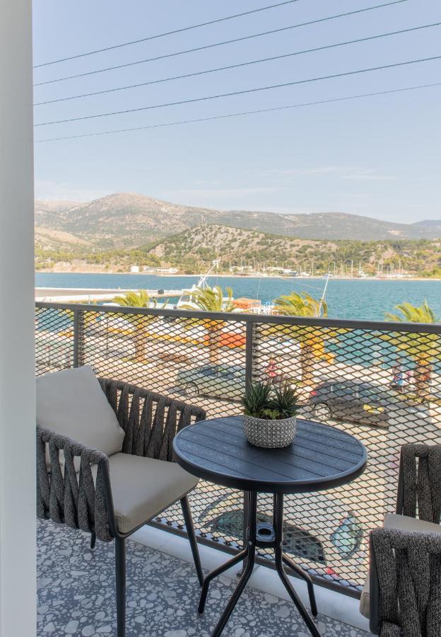 Chelmis Sea Front Apartments - Atlantis أرغوستولي المظهر الخارجي الصورة