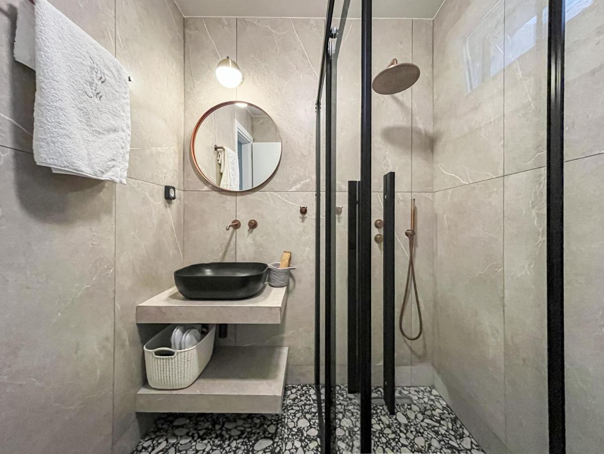 Chelmis Sea Front Apartments - Atlantis أرغوستولي المظهر الخارجي الصورة